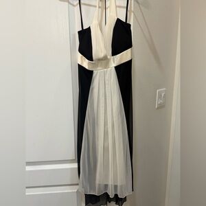 Ruby Rox Vintage Elegant Black and Cream Backless Dress